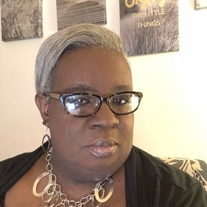 Meet your Posher, Karen